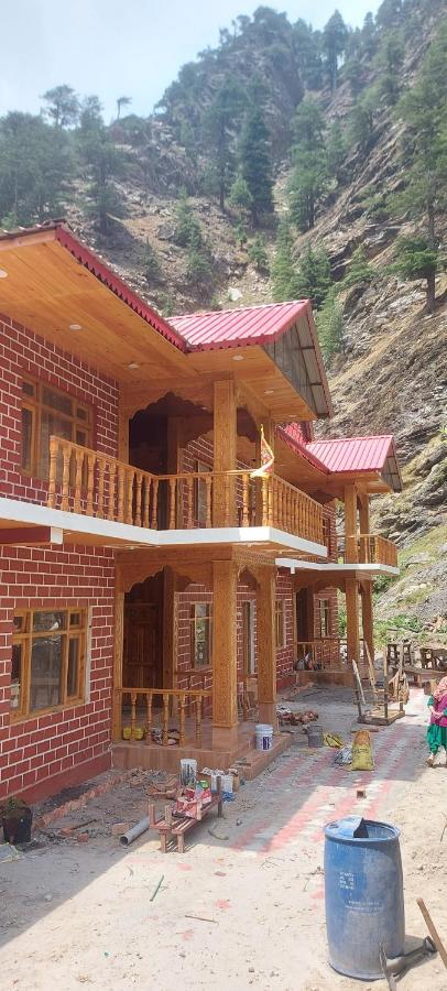 Hotel Royal Hillcrest Harsil Buitenkant foto